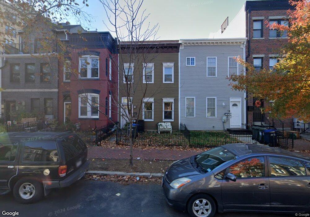 816 4th St NE, Washington, DC 20002 - photo 1