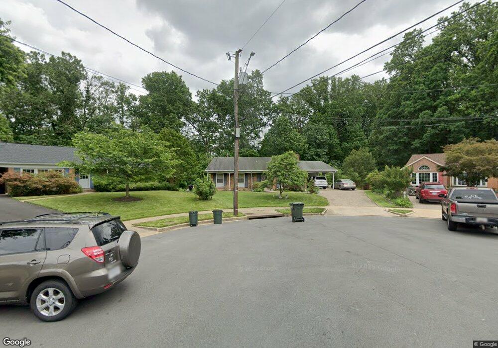 9531 Barkwood Ct, Fairfax, VA 22032 - photo 1