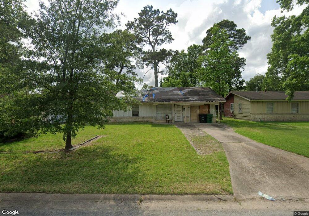 10407 Envoy St, Houston, TX 77016 - photo 1