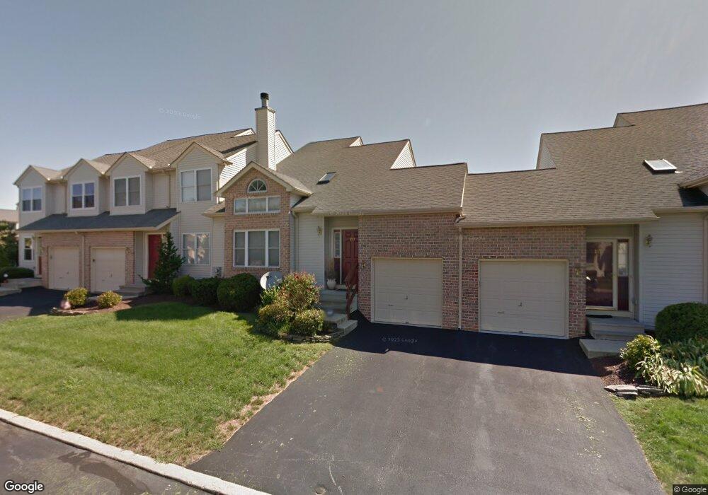 213 Ridings Cir unit EE213, Macungie, PA 18062 - photo 1