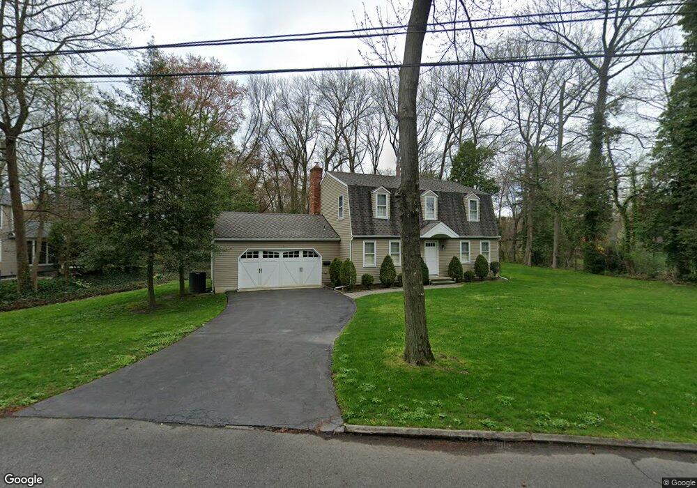 720 Maple Ct, Moorestown, NJ 08057 - photo 1