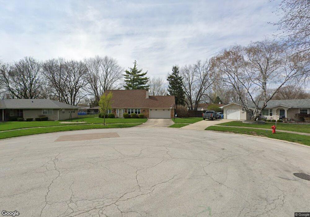 785 Strawberry Ct, Aurora, IL 60506 - photo 1