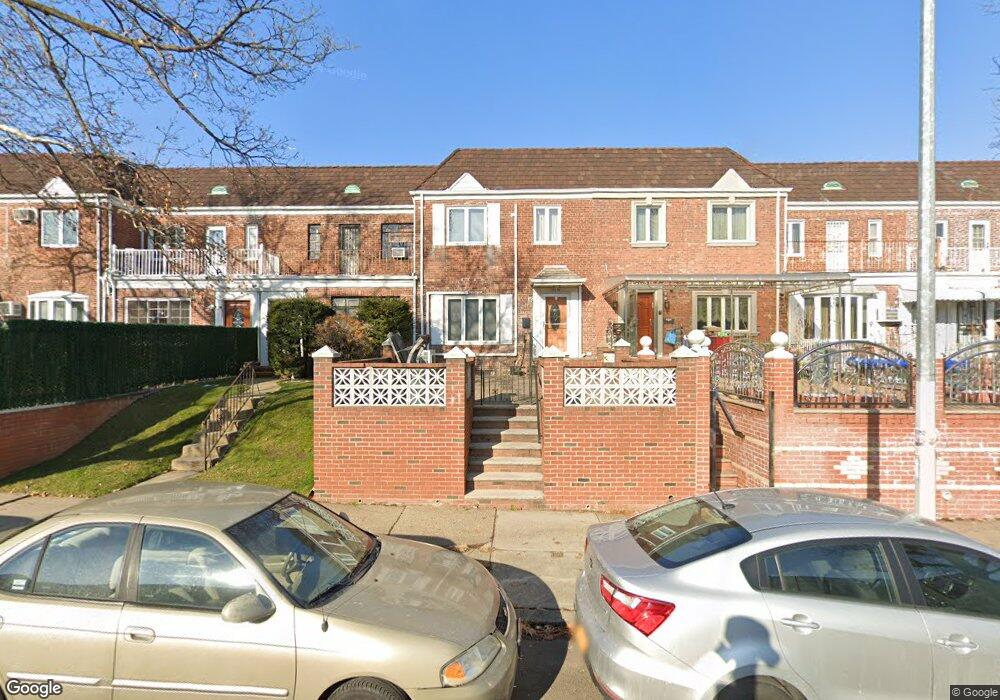 14445 76th Rd, Flushing, NY 11367 - photo 1