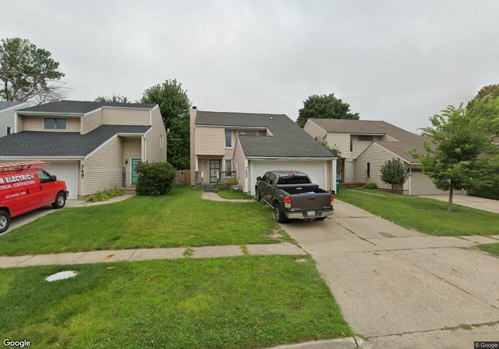 752 Knolls Ct, West Des Moines, IA 50265 - photo 1