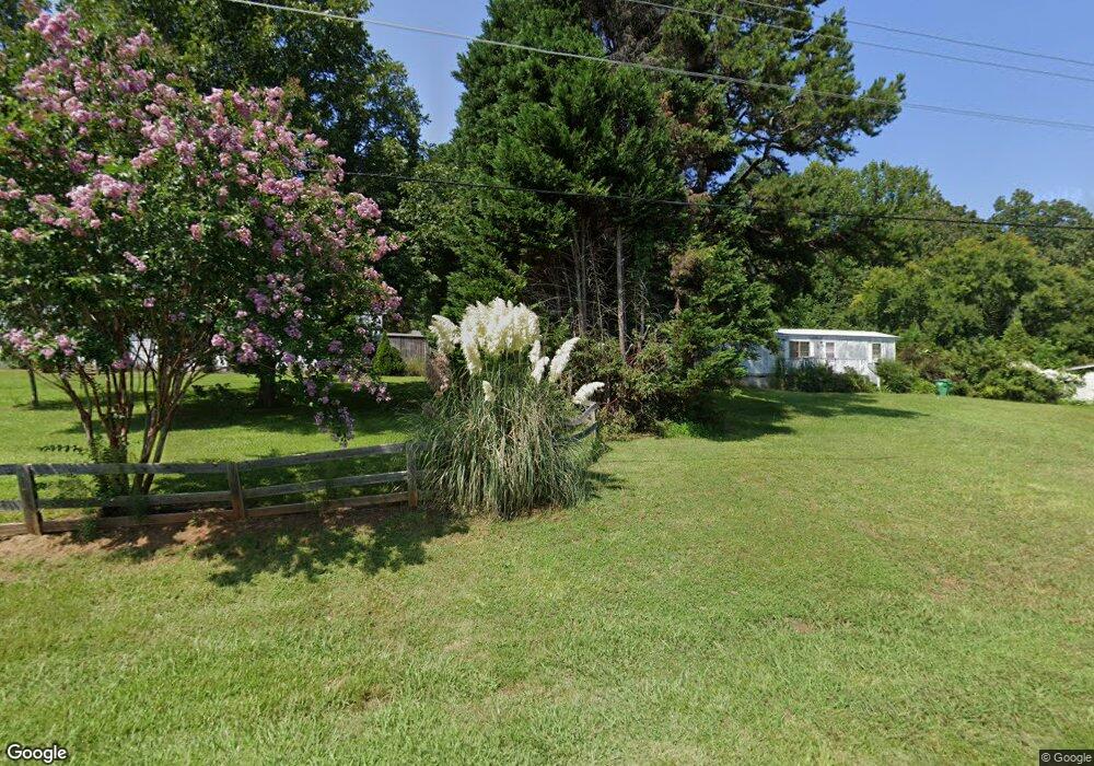 517 Whites Rd, Gaffney, SC 29340 - photo 1