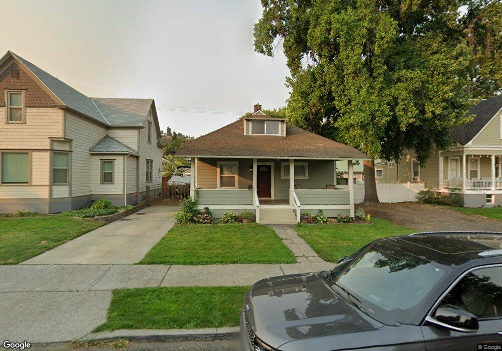 214 W 9th St, the Dalles, OR 97058 - photo 1