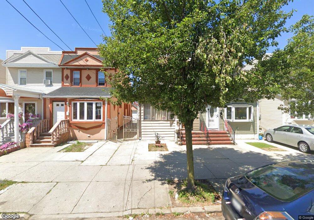 10332 105th St, Ozone Park, NY 11417 - photo 1