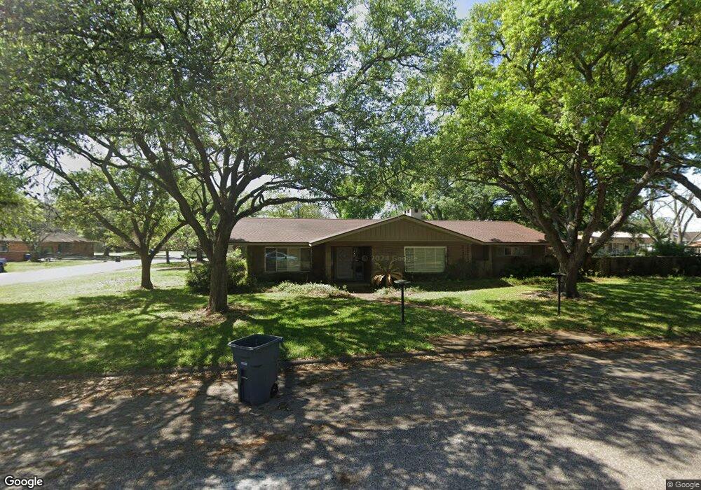 720 8th St, Bay City, TX 77414 - photo 1