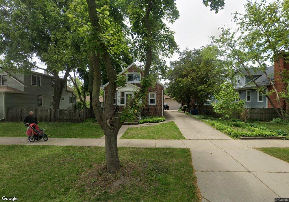 881 Walter Ave, Des Plaines, IL 60016 - photo 1