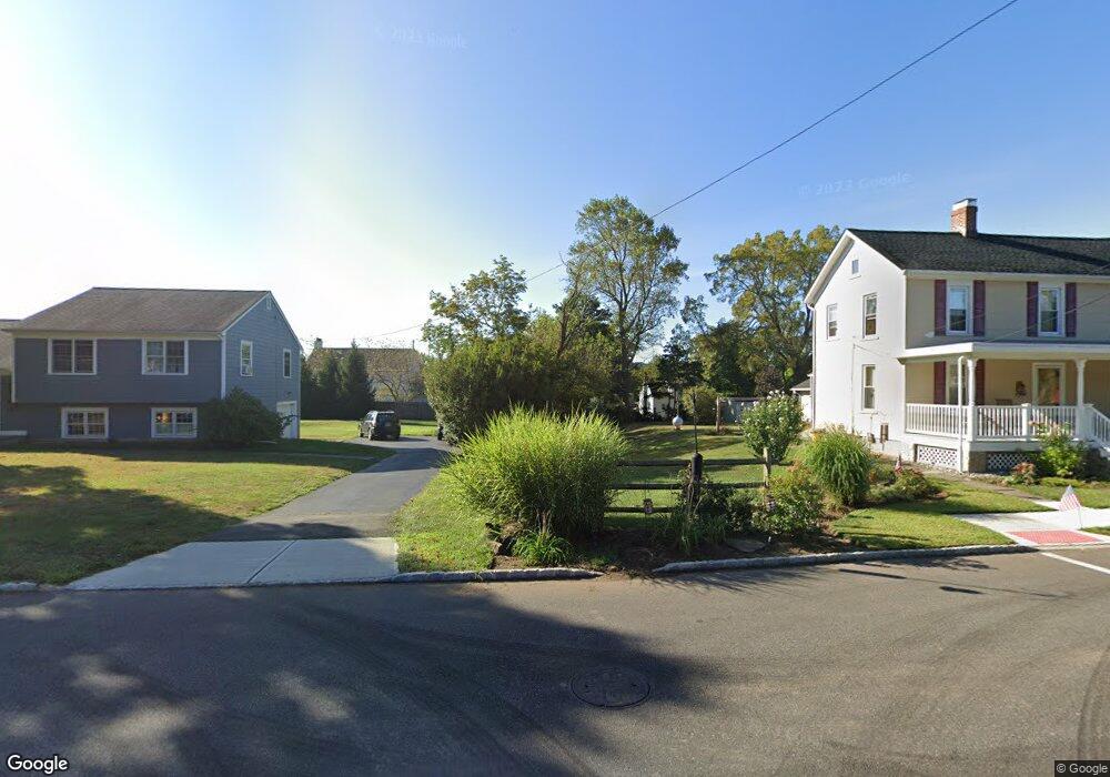 71 Maple St, Hopewell, NJ 08525 - photo 1