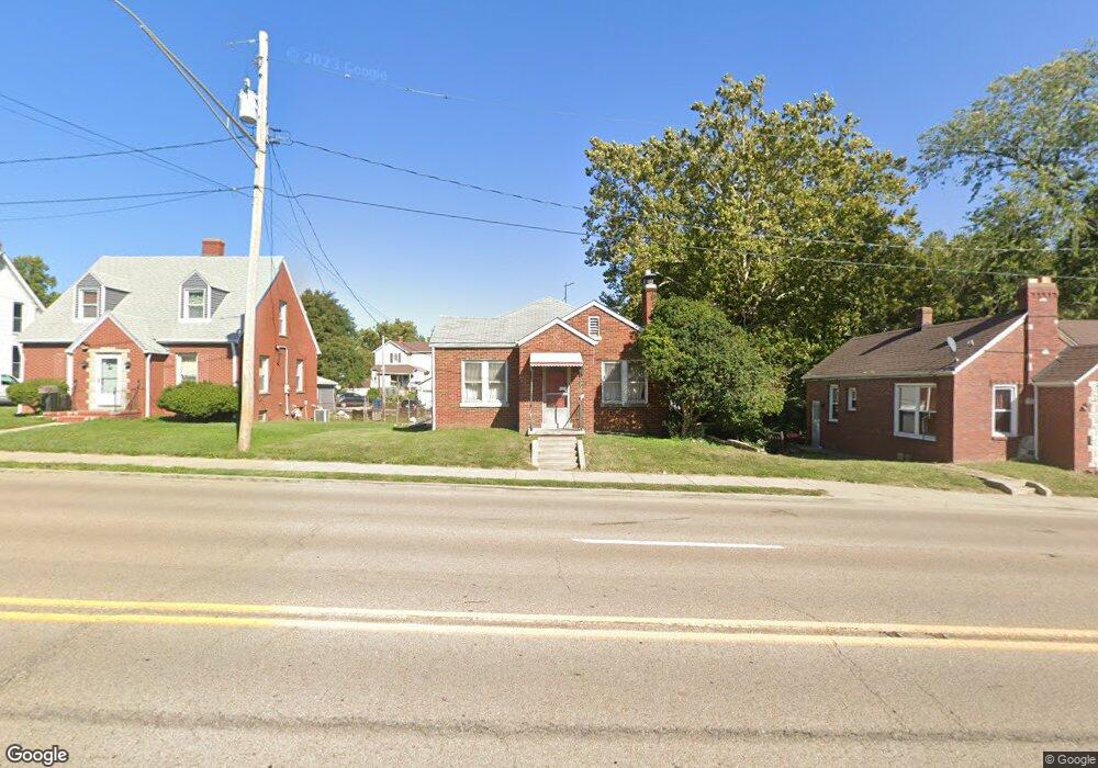 410 S Morrison Ave, Collinsville, IL 62234 - photo 1