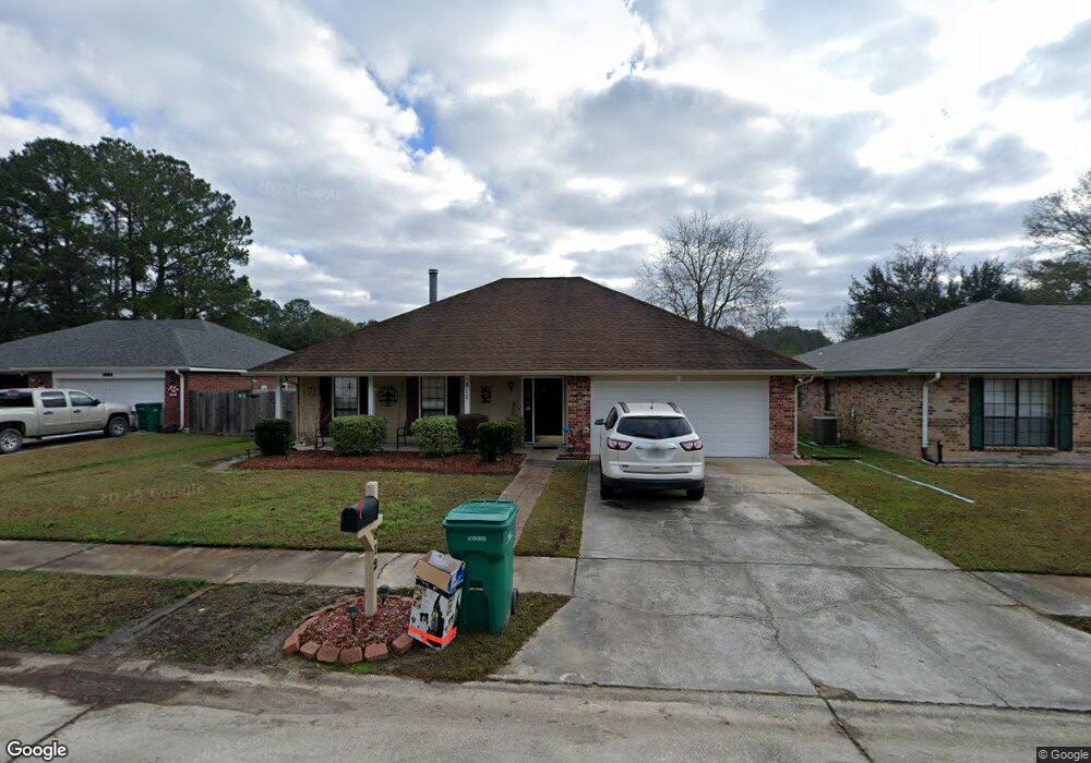 812 N Lake Caddo Ct, Slidell, LA 70461 - photo 1