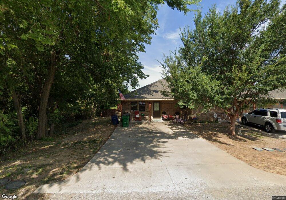 101 N Workman Rd, Decatur, TX 76234 - photo 1