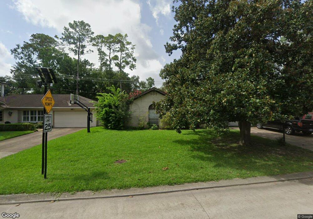 8529 Merlin Dr, Houston, TX 77055 - photo 1
