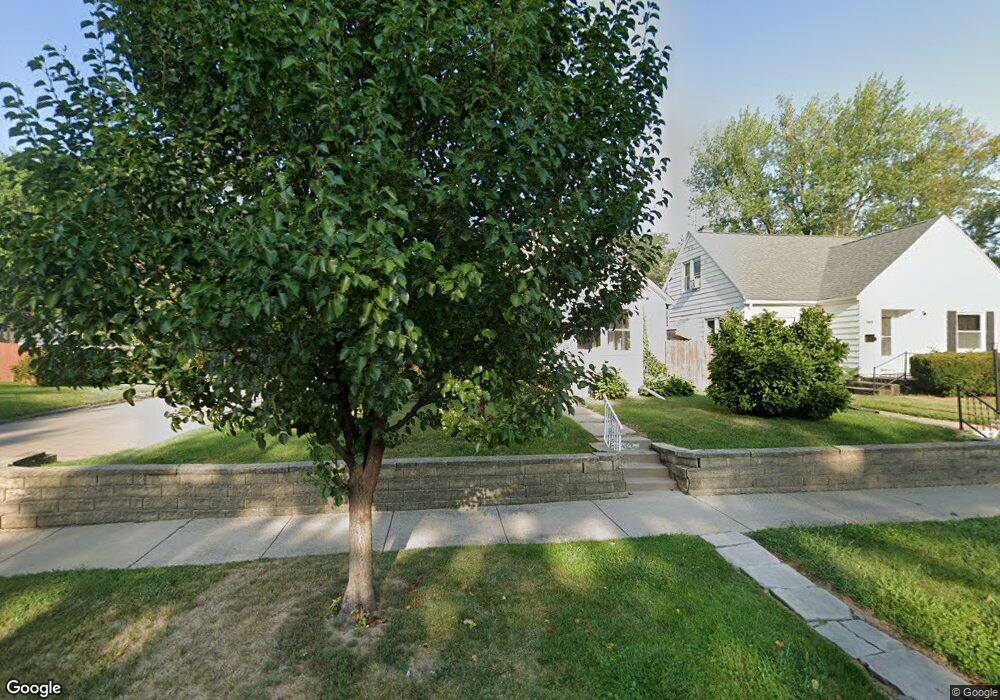 2033 3rd St, Moline, IL 61265 - photo 1