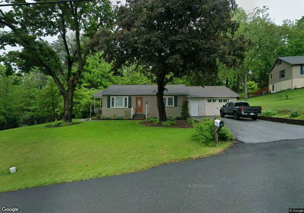 29 Meitzler Rd, Bechtelsville, PA 19505 - photo 1