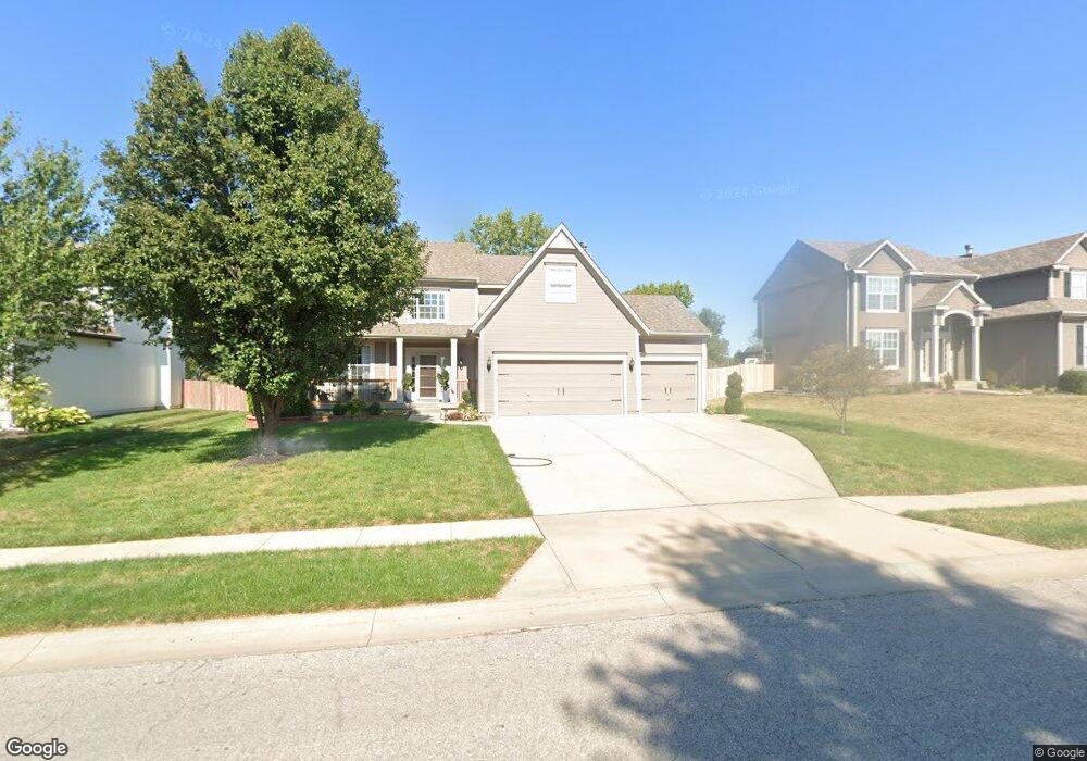 20830 S Barker Rd, Spring Hill, KS 66083 - photo 1