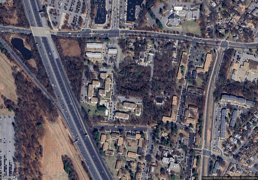 312 Davis Ave, Gaithersburg, MD 20877 - photo 1