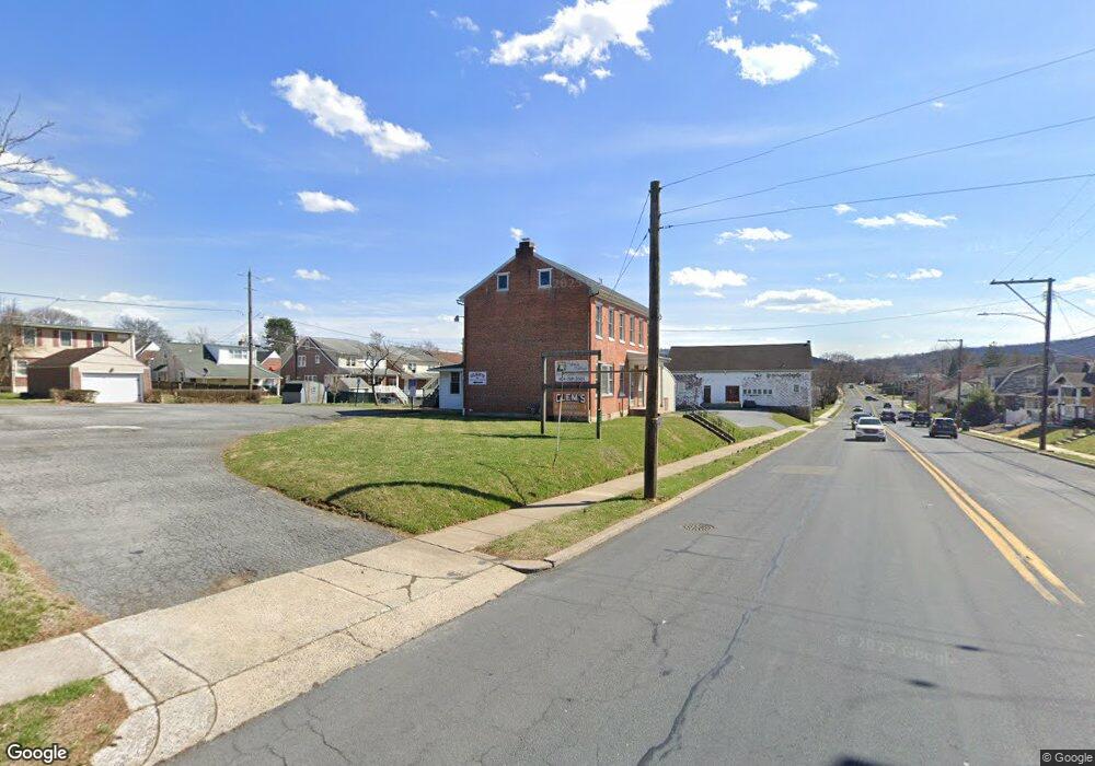 1530 New Holland Rd unit First Floor 2, Reading, PA 19607 - photo 1