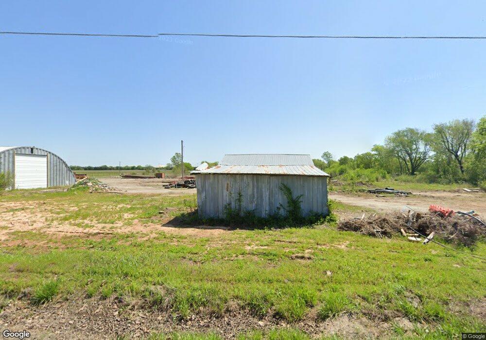 1821 N Collins Ave, Okmulgee, OK 74447 - photo 1