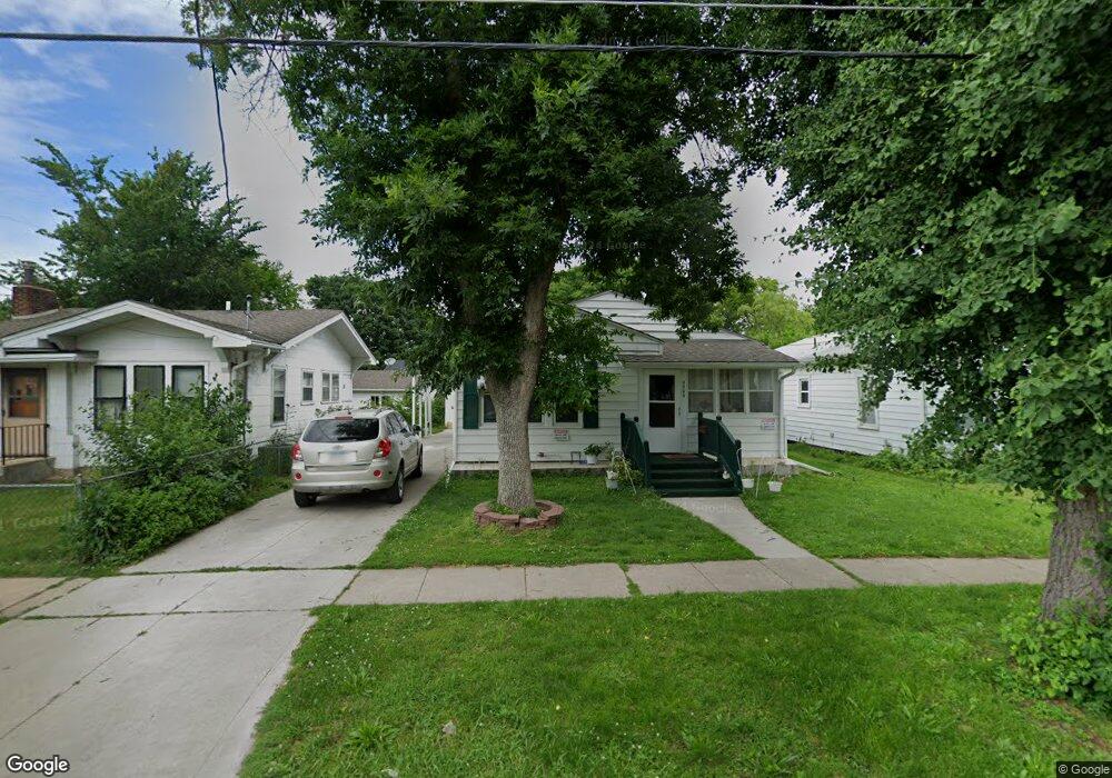 2506 Maple St, Des Moines, IA 50317 - photo 1