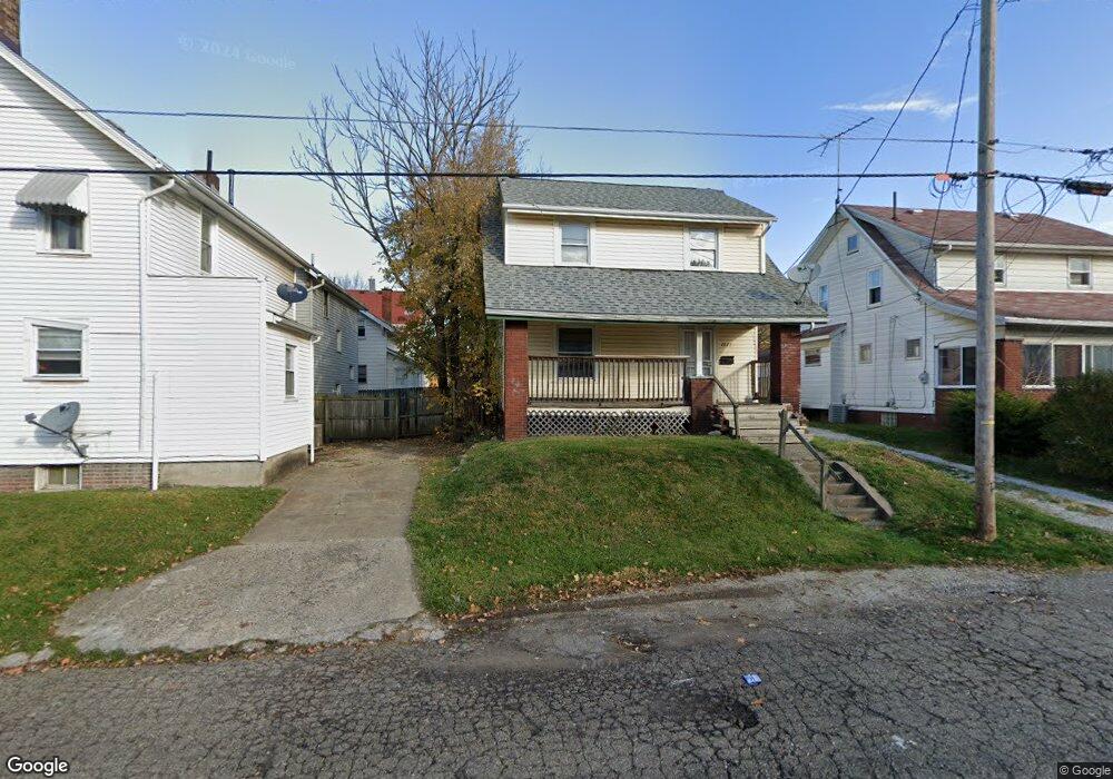 2627 10th St SW, Canton, OH 44710 - photo 1