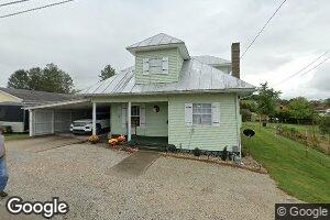 914 Pearl St, Harrisville, WV 26362