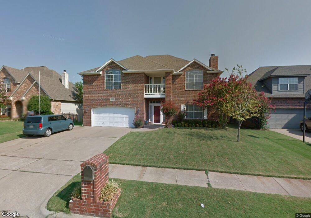 2308 W Vicksburg St, Broken Arrow, OK 74011 - photo 1