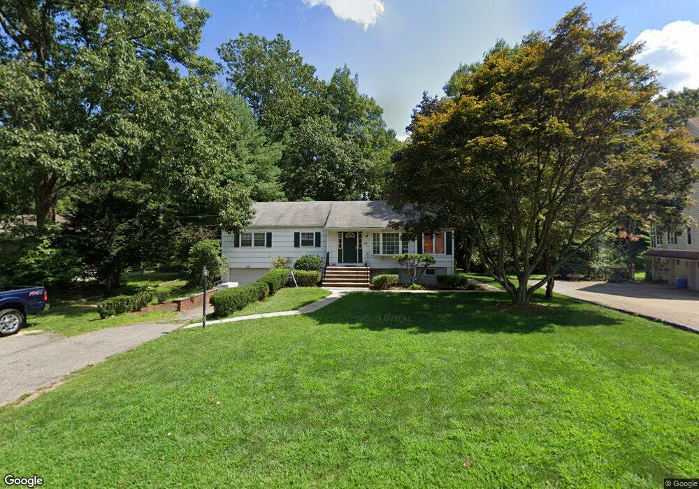 990 Pines Terrace, Franklin Lakes, NJ 07417 - photo 1