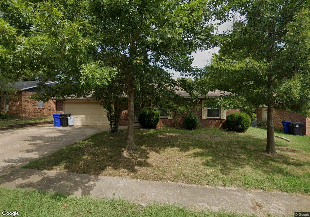 212 W Waco Place, Broken Arrow, OK 74011 - photo 1