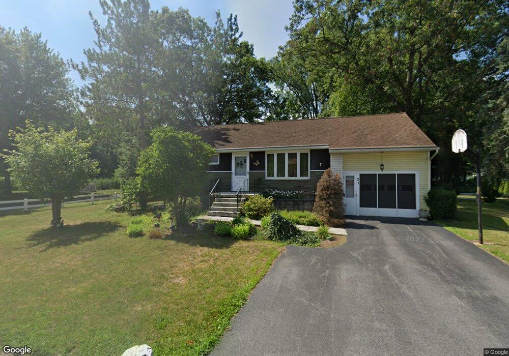 21 Aster St, Schenectady, NY 12306 - photo 1