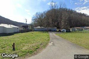 45 Sycamore Rd, Ashcamp, KY 41512