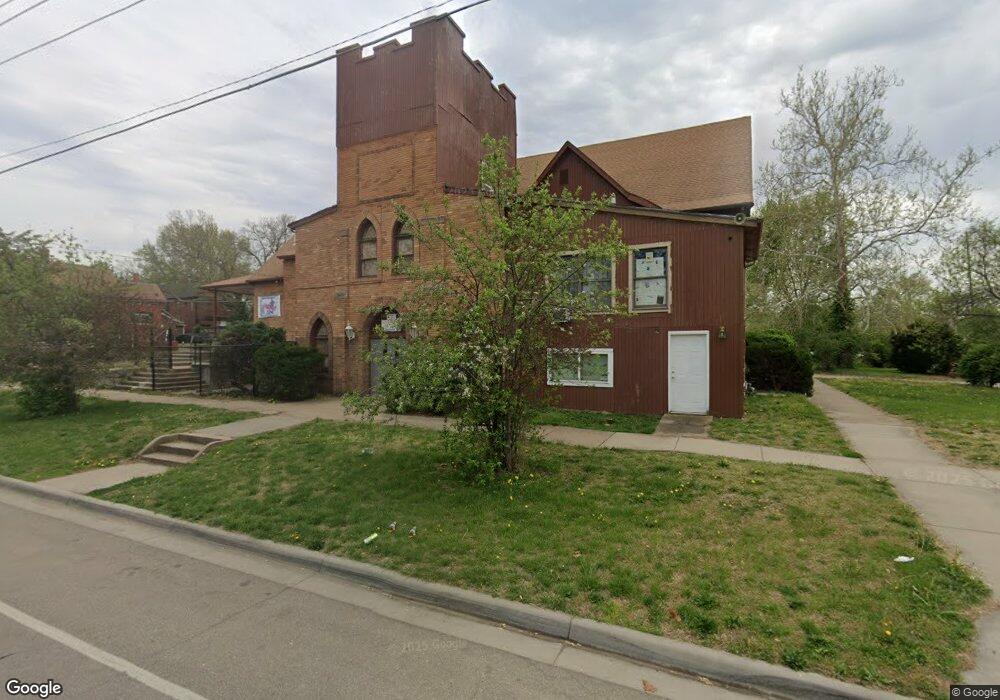 815 SW 5th St, Topeka, KS 66603 - photo 1