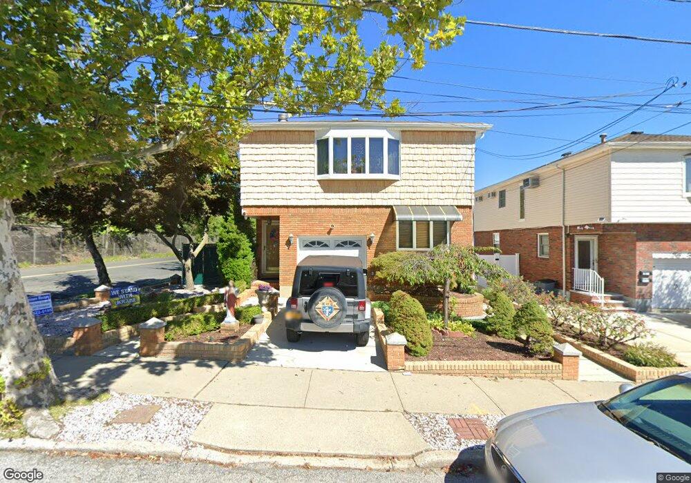 49 Spratt Ave, Staten Island, NY 10306 - photo 1