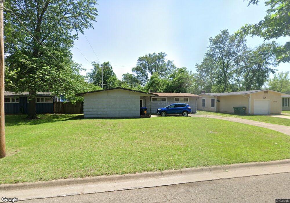 1313 SW Argyll St, Topeka, KS 66611 - photo 1