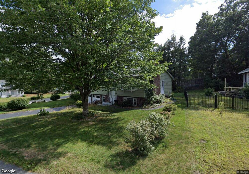 46 Catalina Ln, Nashua, NH 03064 - photo 1