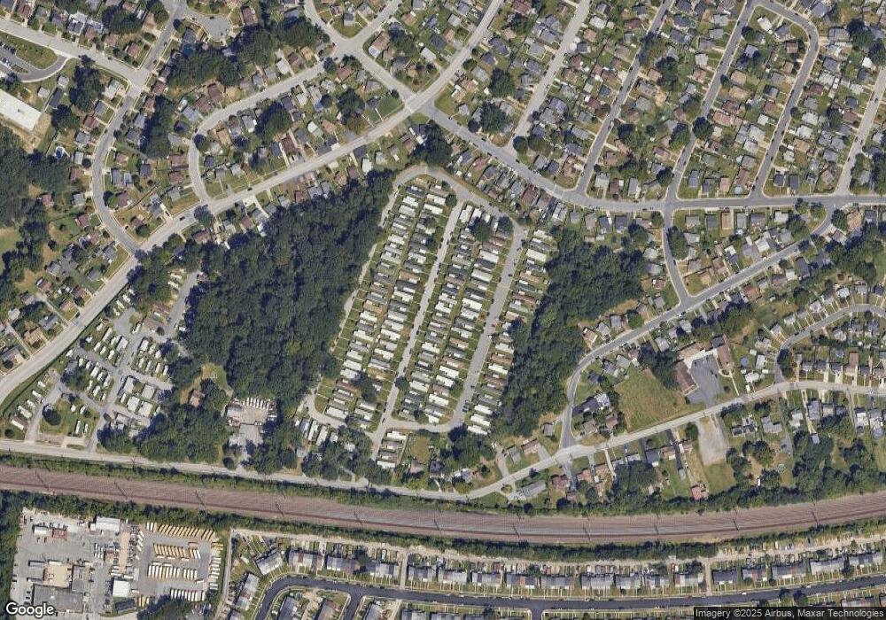 33 Rockywood Ln, Essex, MD 21221 - photo 1