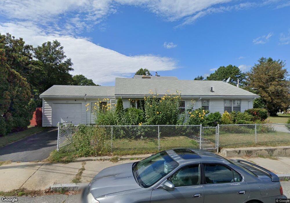 347 Bowen St, Fall River, MA 02724 - photo 1