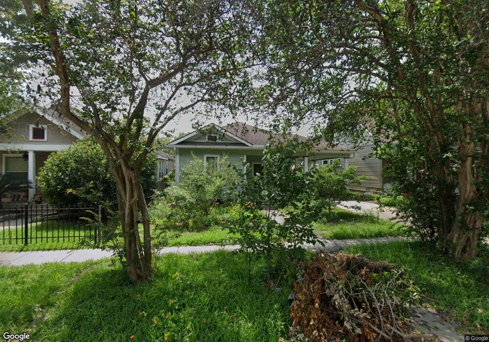 1433 Oxford St, Houston, TX 77008 - photo 1