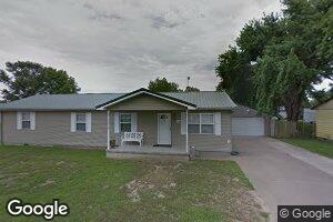 66 Chickasaw Dr, McClure, IL 62957