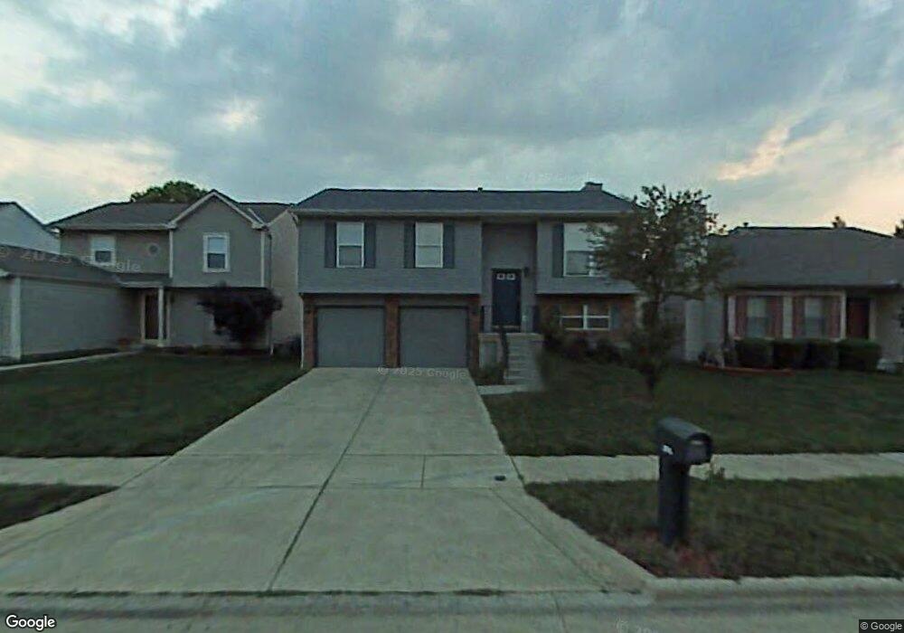 2943 Blue Moon Dr, Columbus, OH 43232 - photo 1