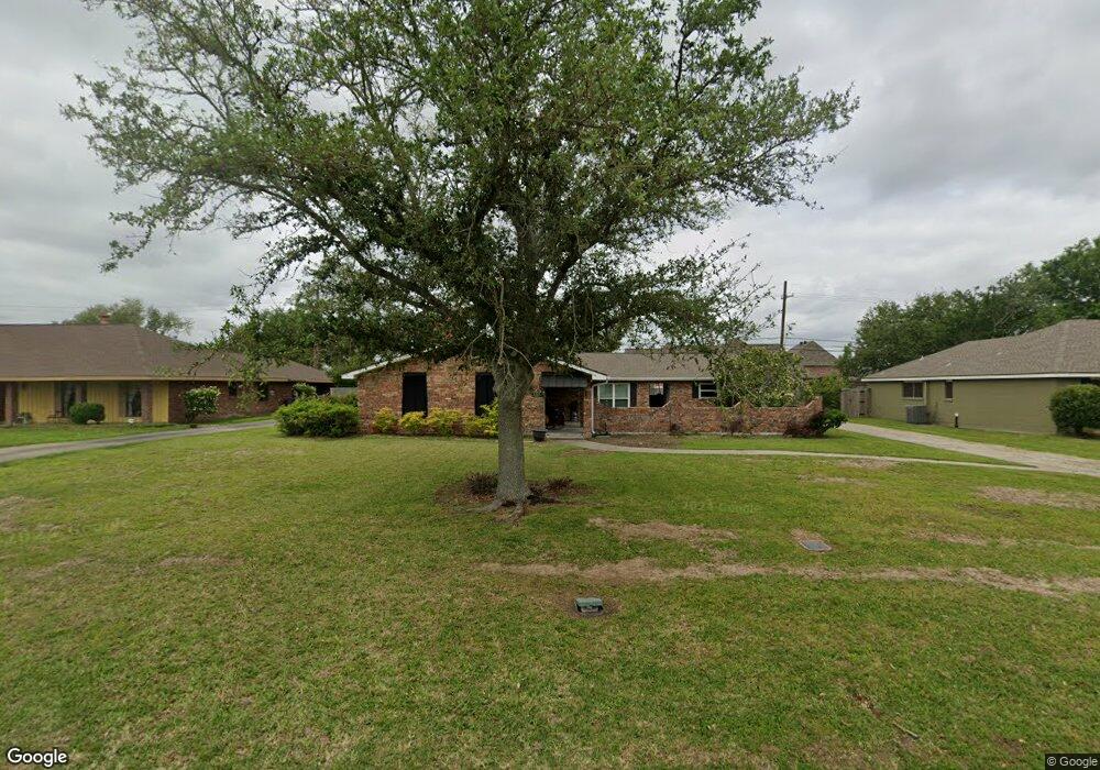 4006 Bayouwood Ct, Lake Charles, LA 70605 - photo 1