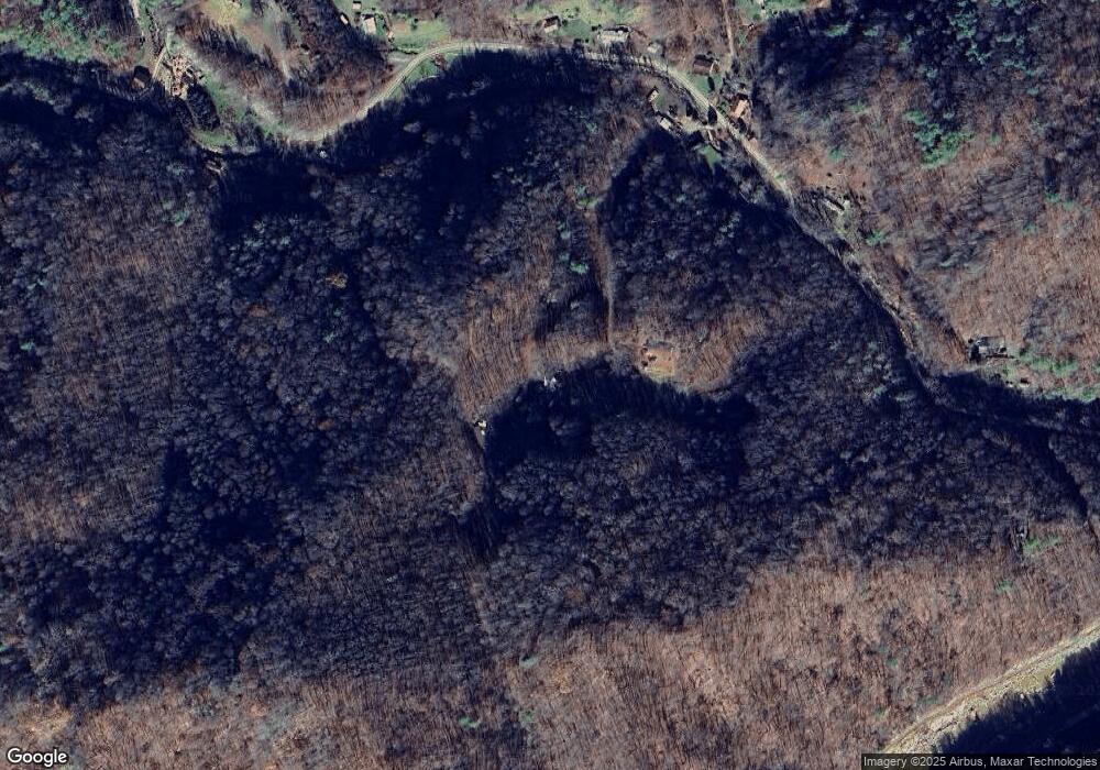 232 Raspberry Ln, Burnsville, NC 28714 - photo 1