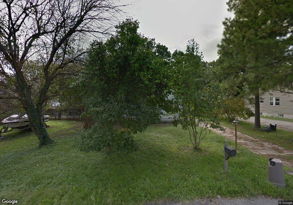 2813 New York Ave, Halethorpe, MD 21227 - photo 1