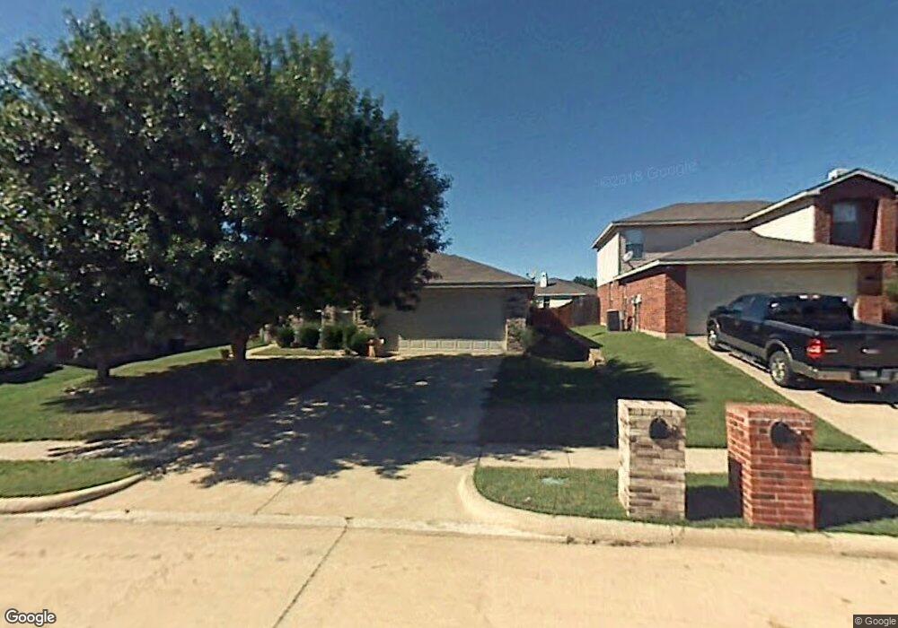 8204 Hazel Wood Dr, Denton, TX 76210 - photo 1