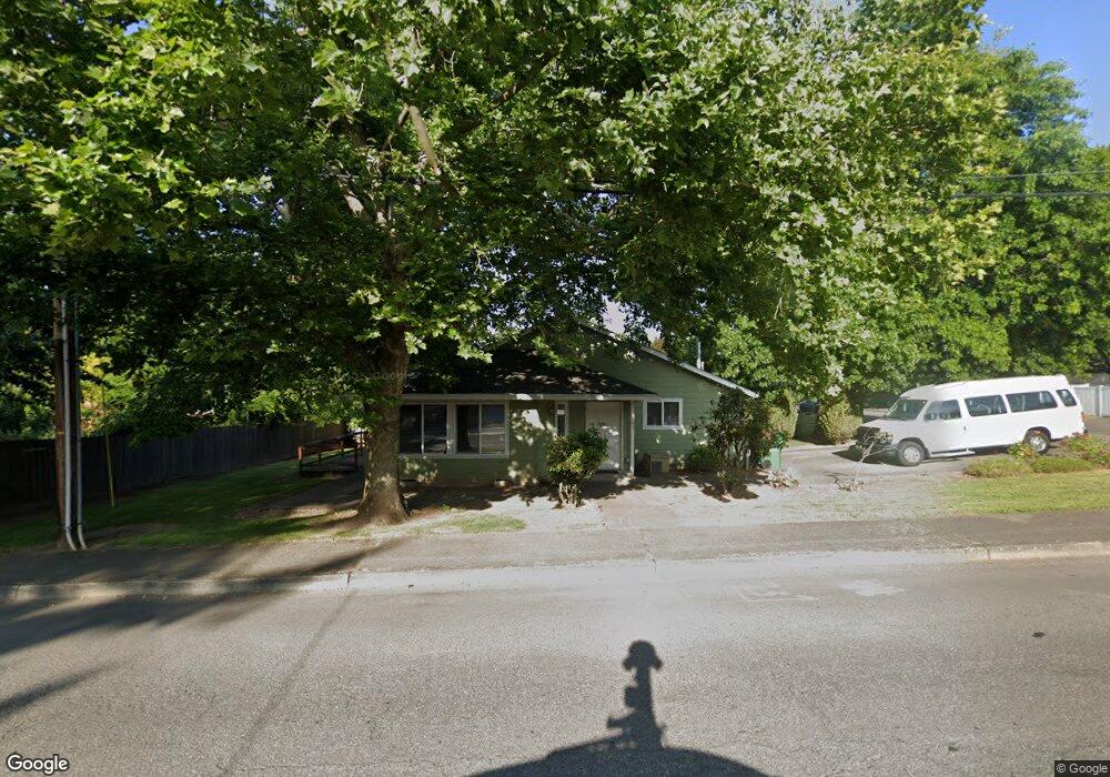 121 SE 7th St, Troutdale, OR 97060 - photo 1