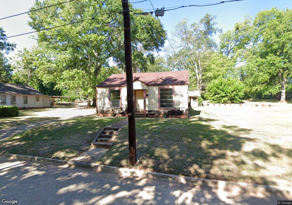 421 N Lanana St, Nacogdoches, TX 75961 - photo 1