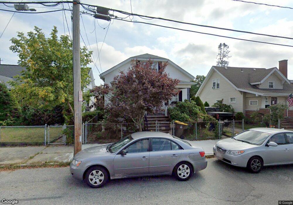 315 Oak Grove Ave, Fall River, MA 02723 - photo 1