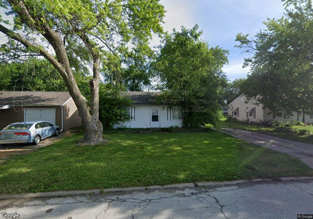 2706 W 67th St, Davenport, IA 52806 - photo 1