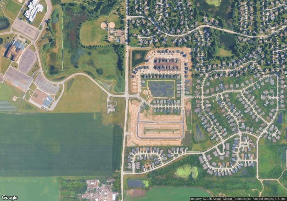 119 W Point Cir, Algonquin, IL 60102 - photo 1